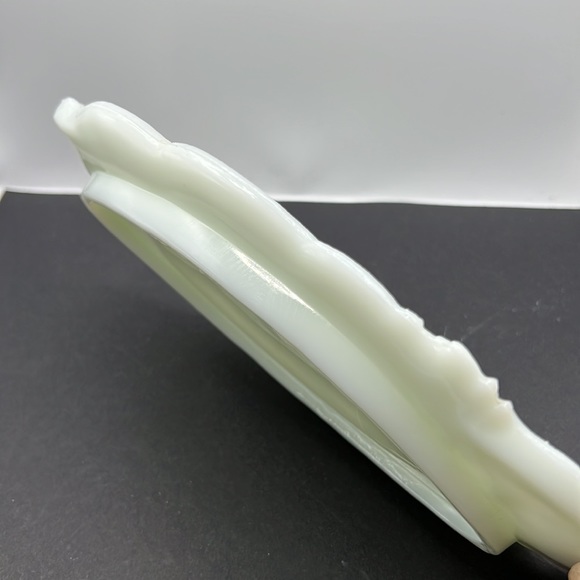 Vintage Fostoria Jenny Lind cameo vanity trinket tray - Picture 8 of 8